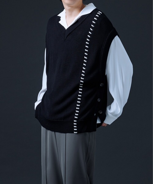 Ellno Loset(エルノロゼット)の「ハンドステッチニットベスト(ベスト・メンズ・ブラック/グリーン・MEDIUM/LARGE)」の4枚目の写真