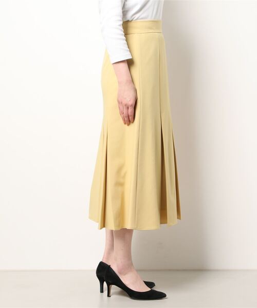 N.（N. Natural Beauty Basic）（エヌエヌナチュラルビューティーベーシック）の「タックフレアスカート（スカート・レディース・ライトグリーン/イエロー/ベージュ・MEDIUM）」の21枚目の写真