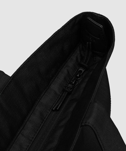 A-COLD-WALL*(アコールドウォール)の「TYPOGRAPHIC RIPSTOP TOTE(トートバッグ・メンズ・ブラック・FREE)」の6枚目の写真