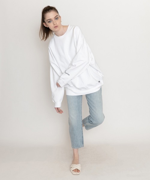 Levi's（リーバイス）の「オーバーサイズクルーネックスウェットシャツ（パーカー・レディース・マルチ・M/XS/S）」の6枚目の写真