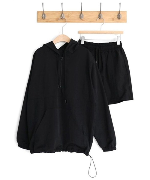LAFFMO(ラフモ)の「2set ナイロンハーフジップジャケット&ショートパンツ セットアップ(セットアップ・レディース・ホワイト/ブラック/グレー・FREE)」の21枚目の写真