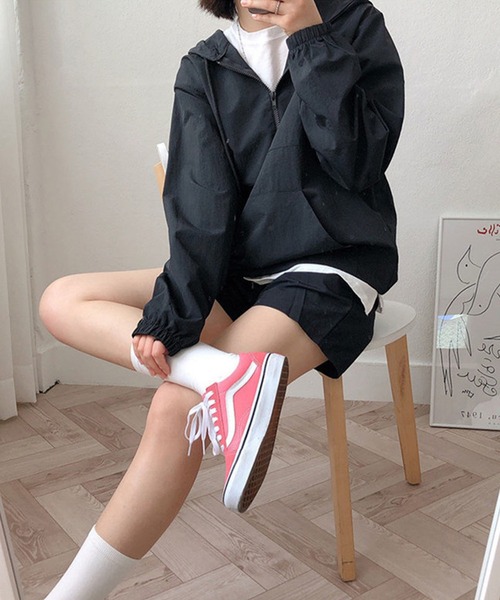 LAFFMO(ラフモ)の「2set ナイロンハーフジップジャケット&ショートパンツ セットアップ(セットアップ・レディース・ホワイト/ブラック/グレー・FREE)」の10枚目の写真