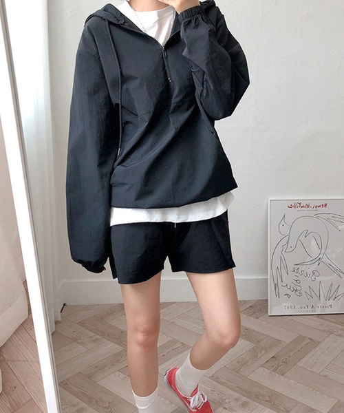 LAFFMO(ラフモ)の「2set ナイロンハーフジップジャケット&ショートパンツ セットアップ(セットアップ・レディース・ホワイト/ブラック/グレー・FREE)」の11枚目の写真