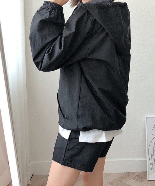 LAFFMO(ラフモ)の「2set ナイロンハーフジップジャケット&ショートパンツ セットアップ(セットアップ・レディース・ホワイト/ブラック/グレー・FREE)」の12枚目の写真