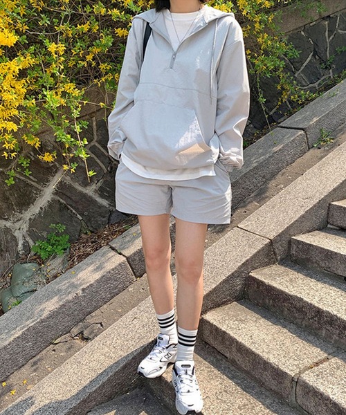 LAFFMO(ラフモ)の「2set ナイロンハーフジップジャケット&ショートパンツ セットアップ(セットアップ・レディース・ホワイト/ブラック/グレー・FREE)」の17枚目の写真
