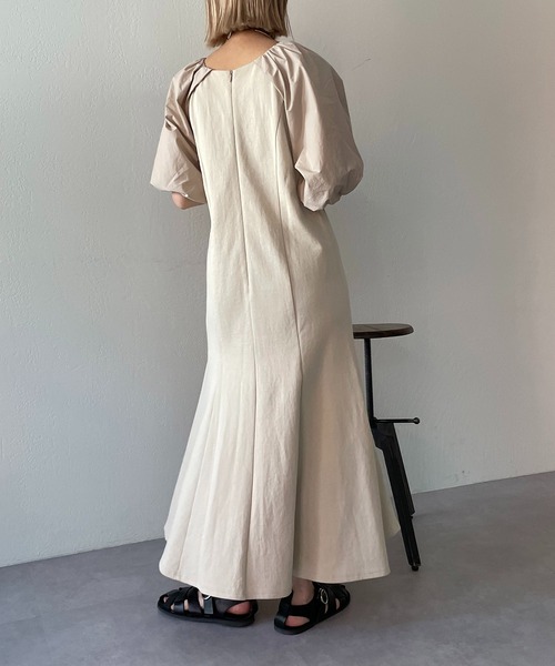 ⭐️専用⭐️【size2】マーガレットハウエル ポプリン 綿麻 異素材 ワンピース CAPRICIEUX LE'MAGE（カプリシューレマージュ）の「異素材パフ