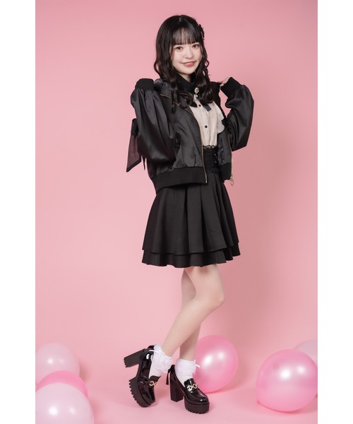 ROJITA(ロジータ)の「フード付きレースアップショルダーブルゾン(ブルゾン・レディース・ホワイト/ブラック/ピンク・FREE)」の9枚目の写真