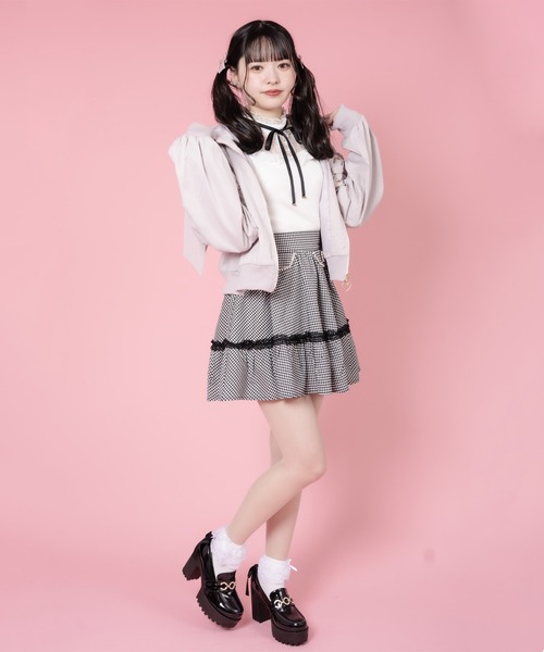 ROJITA(ロジータ)の「フード付きレースアップショルダーブルゾン(ブルゾン・レディース・ホワイト/ブラック/ピンク・FREE)」の19枚目の写真
