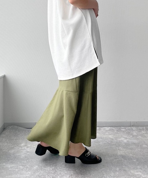 PAGEBOY(ページボーイ)の「スリットメローマーメイドスカート(スカート・レディース・ブラック/ベージュ/カーキ・FREE)」の12枚目の写真