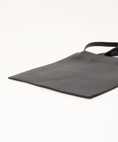 ehka sopo（エヘカソポ）の「ペタンコトートショルダーバッグ（ショルダーバッグ・レディース・シルバー/ゴールド/ブラック・ﾌﾘ-）」の6枚目の写真