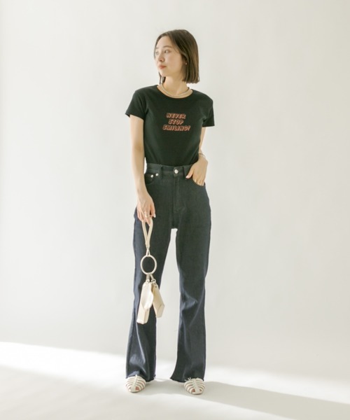 mystic（ミスティック）の「SMILING チビTシャツ（Tシャツ/カットソー・レディース・ブラック/ネイビー/オフホワイト・FREE）」の4枚目の写真