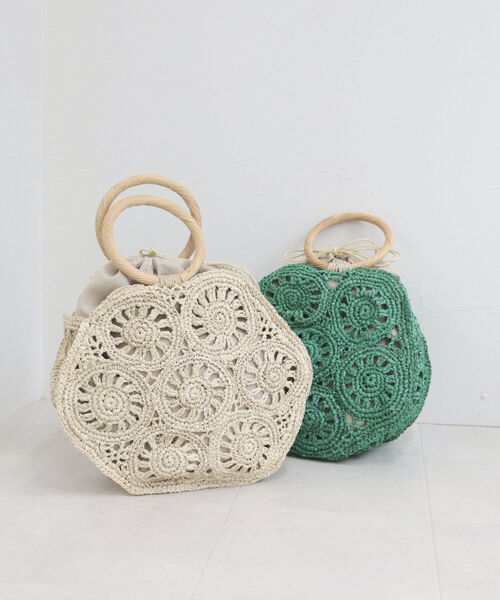 CACHELLIE(カシェリエ)の「【cachellie/カシェリエ】ラフィアサークルモチーフ トートバッグ(かごバッグ・レディース・キナリ/グリーン・FREE)」の2枚目の写真