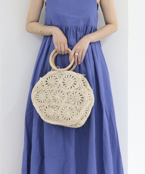 CACHELLIE(カシェリエ)の「【cachellie/カシェリエ】ラフィアサークルモチーフ トートバッグ(かごバッグ・レディース・キナリ/グリーン・FREE)」の16枚目の写真