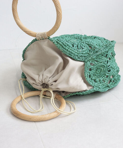 CACHELLIE(カシェリエ)の「【cachellie/カシェリエ】ラフィアサークルモチーフ トートバッグ(かごバッグ・レディース・キナリ/グリーン・FREE)」の9枚目の写真