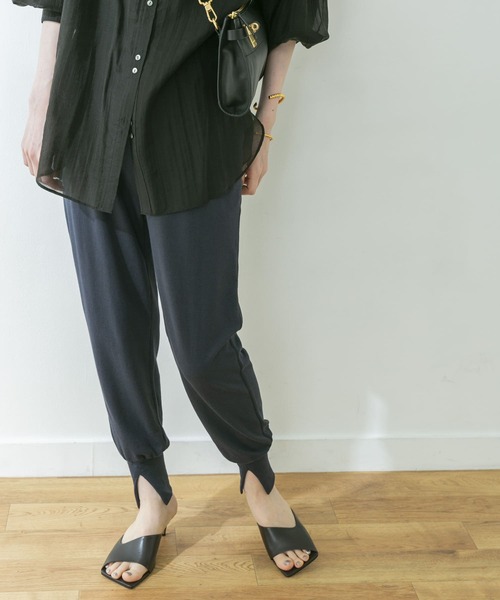 Healthknit(ヘルスニット)の「Healthknit SLIT RIB PANTS(その他パンツ・レディース・ブラック・-)」の3枚目の写真