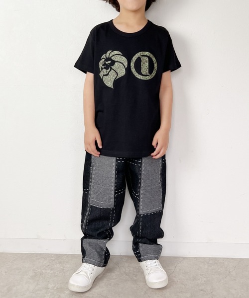 NESTA(ネスタ)の「迷彩柄スターポイントグラフィックT(Tシャツ/カットソー・キッズ・ブラック/レッド・150/130/140/120)」の6枚目の写真