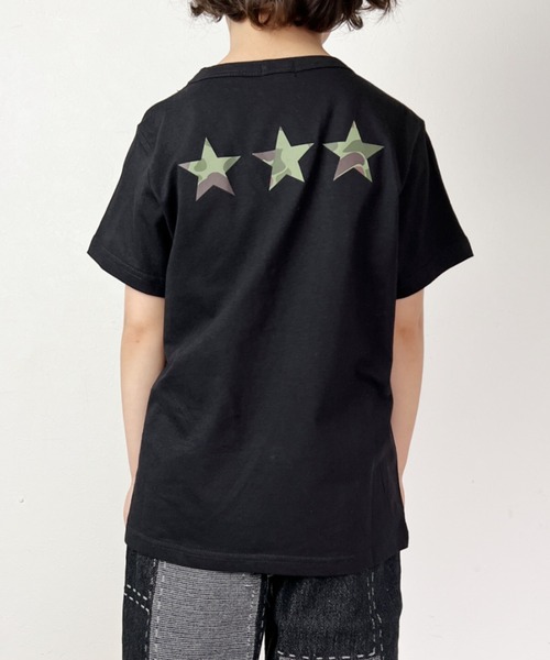 NESTA(ネスタ)の「迷彩柄スターポイントグラフィックT(Tシャツ/カットソー・キッズ・ブラック/レッド・150/130/140/120)」の5枚目の写真