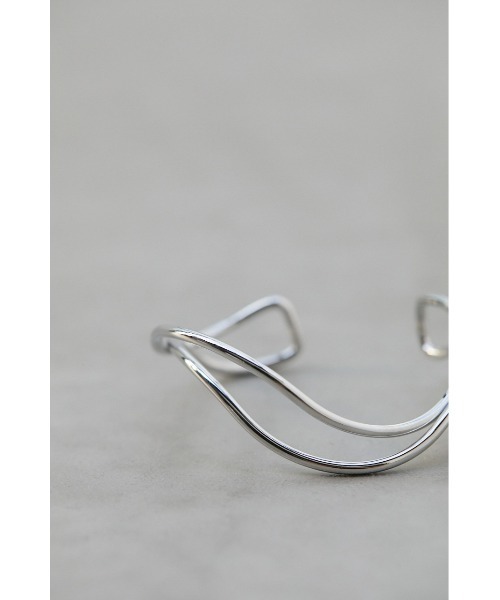 STYLEMIXER（スタイルミキサー）の「ダブルラインメルトバングル（バングル/リストバンド・レディース・ゴールド/シルバー・FREE）」の6枚目の写真