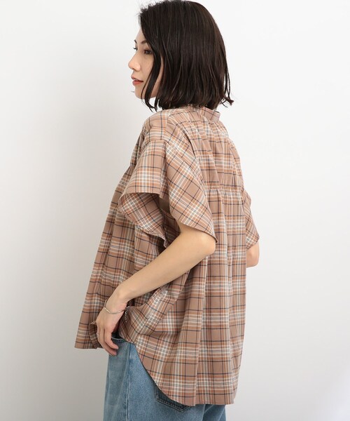 SHOO・LA・RUE（シューラルー）の「◆シャーリングチェック柄シャツブラウス（シャツ/ブラウス・レディース・ホワイト系その他2/グリーン系その他3/ベージュ系その他2・02/03）」の5枚目の写真