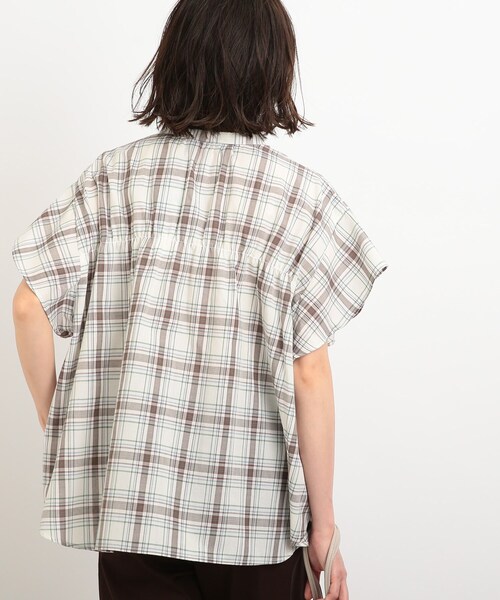 SHOO・LA・RUE（シューラルー）の「◆シャーリングチェック柄シャツブラウス（シャツ/ブラウス・レディース・ホワイト系その他2/グリーン系その他3/ベージュ系その他2・02/03）」の13枚目の写真