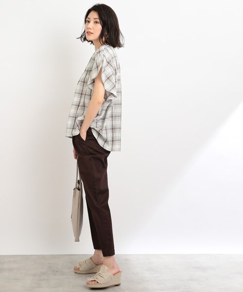 SHOO・LA・RUE（シューラルー）の「◆シャーリングチェック柄シャツブラウス（シャツ/ブラウス・レディース・ホワイト系その他2/グリーン系その他3/ベージュ系その他2・02/03）」の15枚目の写真