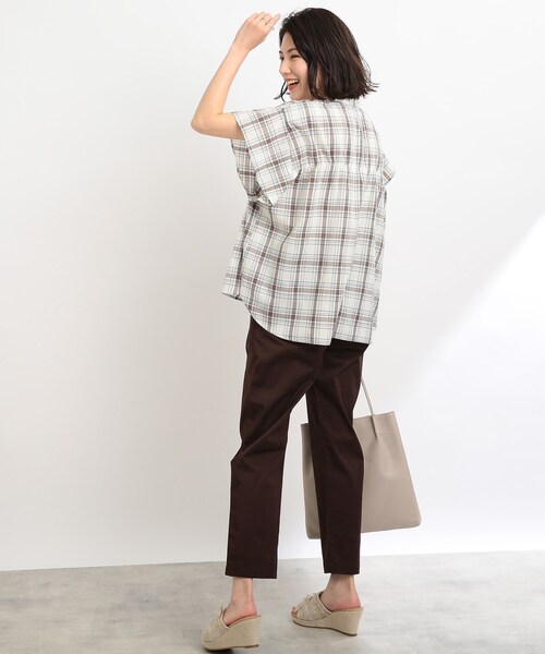 SHOO・LA・RUE（シューラルー）の「◆シャーリングチェック柄シャツブラウス（シャツ/ブラウス・レディース・ホワイト系その他2/グリーン系その他3/ベージュ系その他2・02/03）」の16枚目の写真