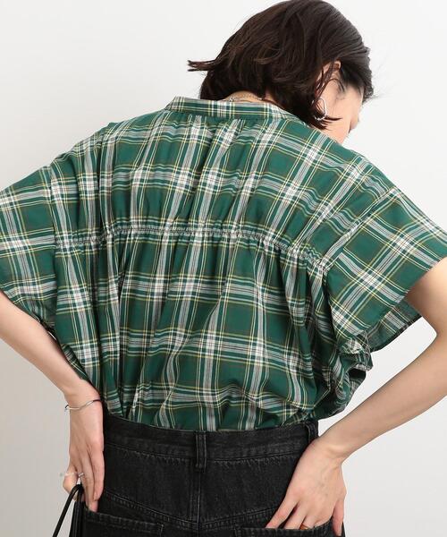 SHOO・LA・RUE（シューラルー）の「◆シャーリングチェック柄シャツブラウス（シャツ/ブラウス・レディース・ホワイト系その他2/グリーン系その他3/ベージュ系その他2・02/03）」の20枚目の写真