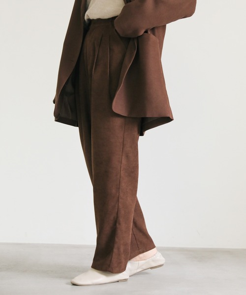 select MOCA(セレクトモカ)の「ピーチスキンタックパンツ(スラックス・レディース・ブラウン/アイボリー/ブラック・SMALL/MEDIUM)」の7枚目の写真