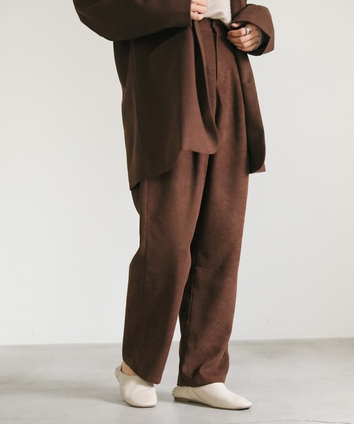 select MOCA(セレクトモカ)の「ピーチスキンタックパンツ(スラックス・レディース・ブラウン/アイボリー/ブラック・SMALL/MEDIUM)」の5枚目の写真