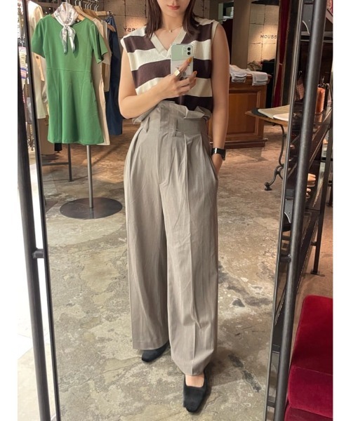 MOUSSY（マウジー）の「LOW HEEL MULE パンプス（パンプス・レディース・ベージュ系その他/ベージュ/ブラック・SMALL/LARGE/MEDIUM）」の4枚目の写真