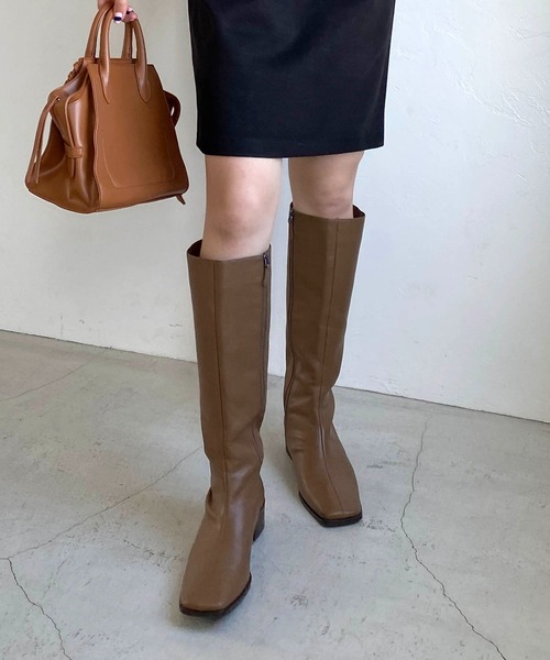 CAPRICIEUX LE'MAGE（カプリシューレマージュ）の「センターシームロングブーツ（ブーツ・レディース・ブラック/ブラウン・38/37）」の2枚目の写真