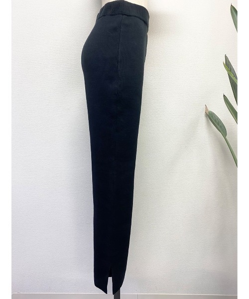 CECIL McBEE(セシルマクビー)の「ミラノリブサイドスリットニットフレアパンツ(その他パンツ・レディース・ブラック/グレイッシュベージュ/ピンク/グリーン/アイボリー・MEDIUM)」の17枚目の写真