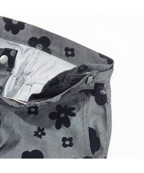 NON TOKYO(ノントーキョー)の「FLOKING FLOWER DENIM PANTS /(デニムパンツ・レディース・インディゴブルー/ブラック/カーキ・2/1)」の18枚目の写真