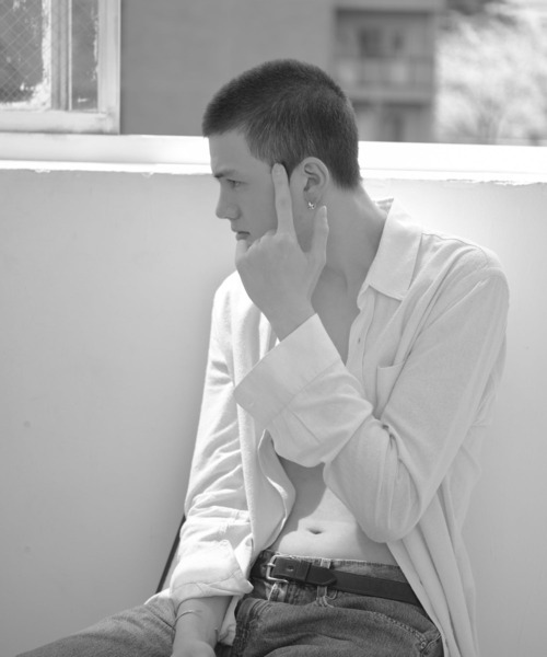 novice（ノーヴィス）の「【novice】Mini Compact Oval Pierce（ピアス（両耳用）・レディース・シルバー/ゴールド・FREE）」の18枚目の写真