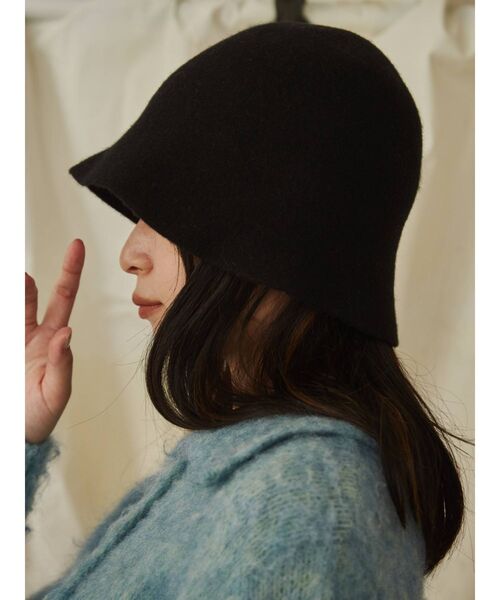 VEQUM（VEQUM）の「【VEQUM】FELT FLARE HAT（ハット・レディース・ブラック・FREE）」の2枚目の写真