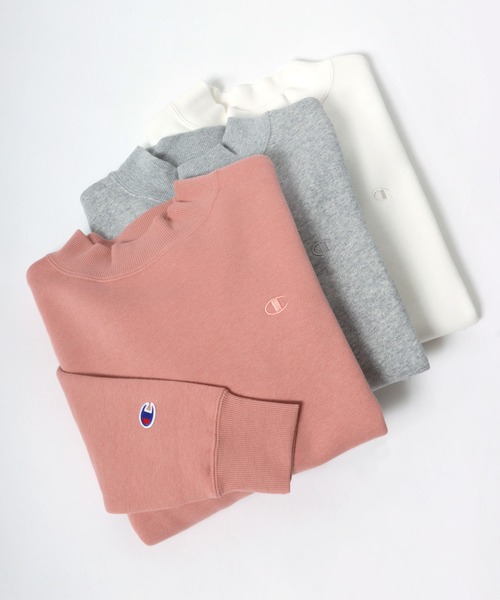 Champion(チャンピオン)の「Champion(チャンピオン)モックネック裏起毛スウェットトップス レディース/無地ワンポイントロゴ トレーナープルオーバー(スウェット・レディース・グレー/ピンク系その他/ブラック/グリーン系その他/ホワイト・L/M)」の5枚目の写真