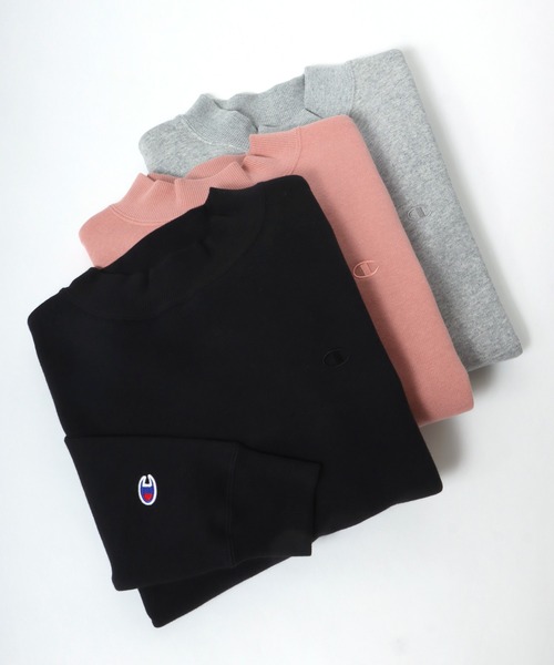 Champion(チャンピオン)の「Champion(チャンピオン)モックネック裏起毛スウェットトップス レディース/無地ワンポイントロゴ トレーナープルオーバー(スウェット・レディース・グレー/ピンク系その他/ブラック/グリーン系その他/ホワイト・L/M)」の2枚目の写真