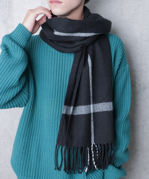 WEGO（ウィゴー）の「WEGO/大判ストール（マフラー・レディース・ホワイト/ブラック/ネイビー/グレー/レッド/オフホワイト/サックスブルー/オレンジ/グリーン/ダークグレー/その他1/その他2/ホワイト系その他/ブラック系その他/グレー系その他/ブラウン系その他/グリーン系その他/ライトパープル/ライトピンク/ライトベージュ/ライトグレー/ワイン/ベージュ/ピンク/レッド系その他・FREE）」の5枚目の写真