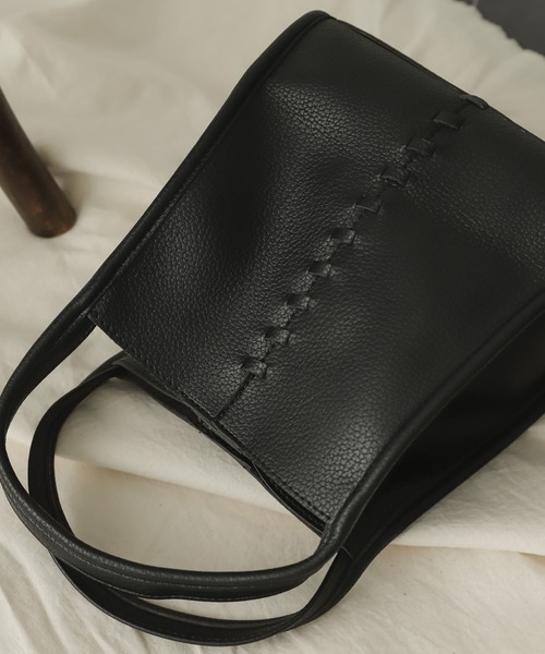 SENSE OF PLACE by URBAN RESEARCH（センスオブプレイスバイアーバンリサーチ）の「センター編みミニトートバッグ（ショルダーバッグ・レディース・ブラック/ベージュ/グリーン・ONE）」の7枚目の写真