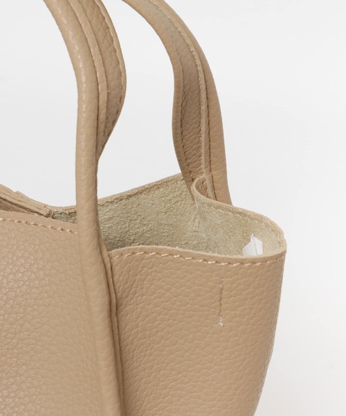 SENSE OF PLACE by URBAN RESEARCH（センスオブプレイスバイアーバンリサーチ）の「センター編みミニトートバッグ（ショルダーバッグ・レディース・ブラック/ベージュ/グリーン・ONE）」の14枚目の写真