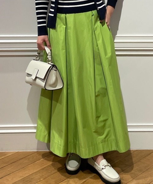 allureville（アルアバイル）の「タフタタックフレアスカート（スカート・レディース・グリーン/ネイビー/ピンク・1/2）」の10枚目の写真