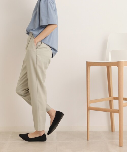 SHOO・LA・RUE（シューラルー）の「◆【SS-3L/美脚シルエット】オンにもオフにも○ テーパードパンツ（その他パンツ・レディース・ライトグリーン/ブラック/ライトベージュ/ブルー/レモンイエロー/モスグリーン/ピンク系/グレー系1/ブラウン系その他3・01/02/03/04/05/10）」の17枚目の写真