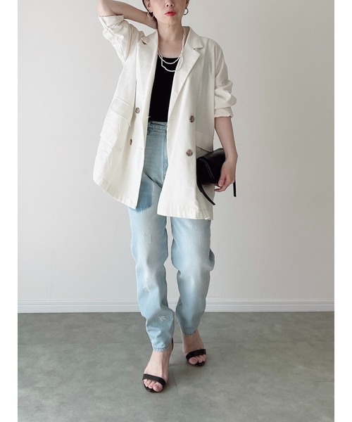 Yucca(ユッカ)の「ダメージ加工デニムキャロットパンツ(MEKKE 低身長向け)(デニムパンツ・レディース・ブルー/ブラック・X-SMALL/SMALL/MEDIUM)」の4枚目の写真