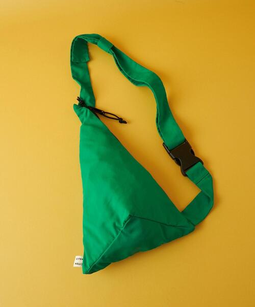 CITEN(シテン)の「<CITEN>トライアングル ボディバッグ(ボディバッグ/ウエストポーチ・レディース・ケリー/ロイヤルブルー/ブラック・FREE)」の3枚目の写真