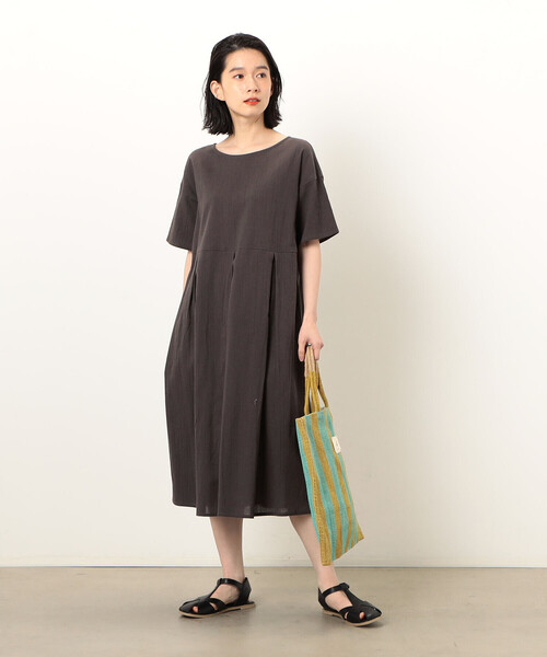 ONIGIRI(オニギリ)の「2WAY アッパッパ 半袖 ワンピース(ワンピース・レディース・ベージュ/オレンジ/イエロー/ブラウン/オリーブ/ネイビー・MEDIUM/LARGE)」の2枚目の写真