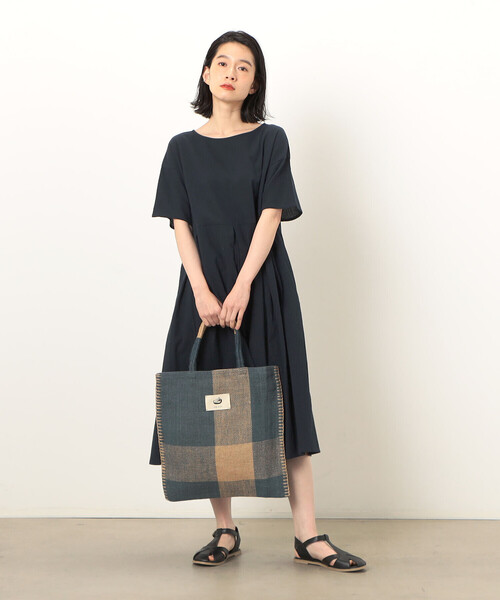 ONIGIRI(オニギリ)の「2WAY アッパッパ 半袖 ワンピース(ワンピース・レディース・ベージュ/オレンジ/イエロー/ブラウン/オリーブ/ネイビー・MEDIUM/LARGE)」の7枚目の写真