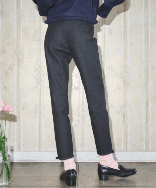 MIRO AMURETTE（ミロアミュレット）の「ribbon paris denim pants/裾リボンデニム（デニムパンツ・レディース・ブラック・SMALL/MEDIUM）」の14枚目の写真