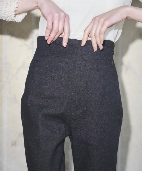 MIRO AMURETTE（ミロアミュレット）の「ribbon paris denim pants/裾リボンデニム（デニムパンツ・レディース・ブラック・SMALL/MEDIUM）」の19枚目の写真