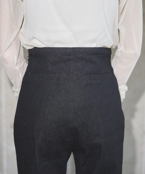 MIRO AMURETTE（ミロアミュレット）の「ribbon paris denim pants/裾リボンデニム（デニムパンツ・レディース・ブラック・SMALL/MEDIUM）」の6枚目の写真