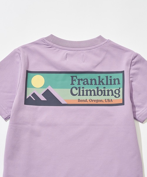 Franklin Climbing（フランクリンクライミング）の「【KIDS】【Franklin Climbing】バッグロゴプリントフレキシブルテックショートスリーブTee（Tシャツ/カットソー・キッズ・ホワイト/バイオレット/グリーン/イエロー/サックスブルー/ベージュ/ブラック・M/L/XL）」の11枚目の写真